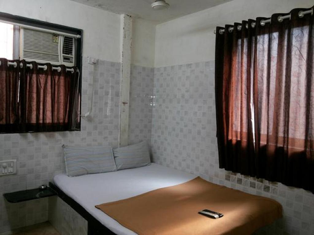Hotel Al Mehraj Mumbai Zimmer foto